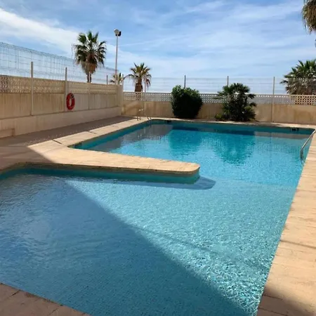 Apartamento Con 2 Primera Linea
